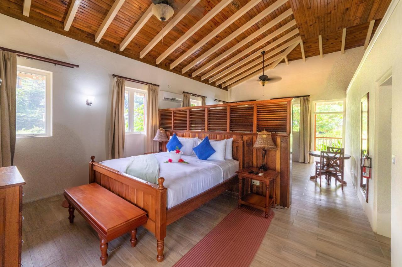 Rosalie Bay Eco Resort & Spa 外观 照片