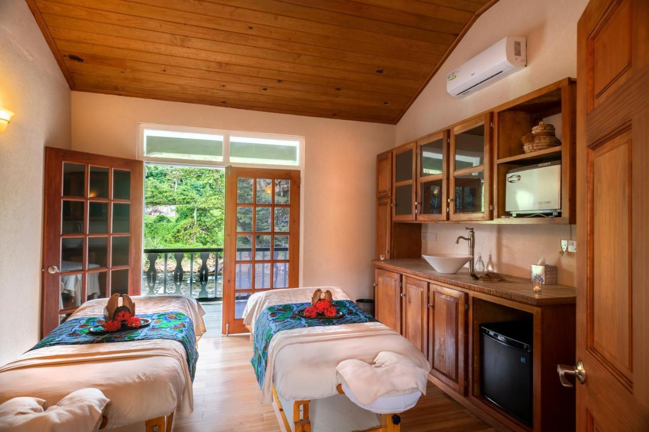 Rosalie Bay Eco Resort & Spa 外观 照片